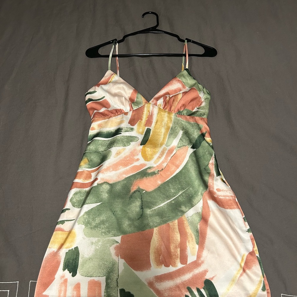La Hearts Green and Pink Abstract Midi Dress